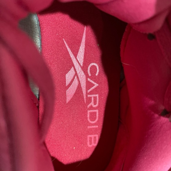Reebok x Cardi B Classic V2 Pink - Picture 9 of 10